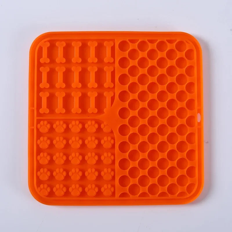 Pet Supplies Dog Licking Mat Silicone Cat Slow Food Tableware Bowl Suction Cup Anti Choking ,Anti Overturning Healthy Meal Mat
