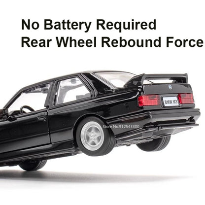 1/36 BMW M3 1987 Alloy Toys Car Model Metal Diecasts Toy Vehicles Authentic Exquisite Interior Pull Back 2 Door Opened Kids Gift