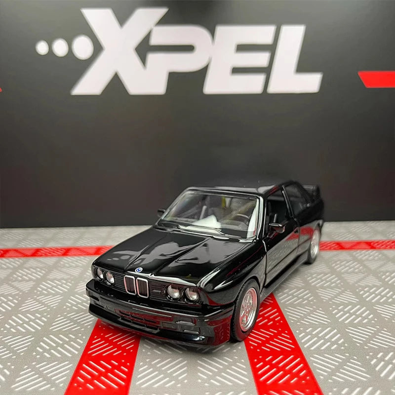 1/36 BMW M3 1987 Alloy Toys Car Model Metal Diecasts Toy Vehicles Authentic Exquisite Interior Pull Back 2 Door Opened Kids Gift
