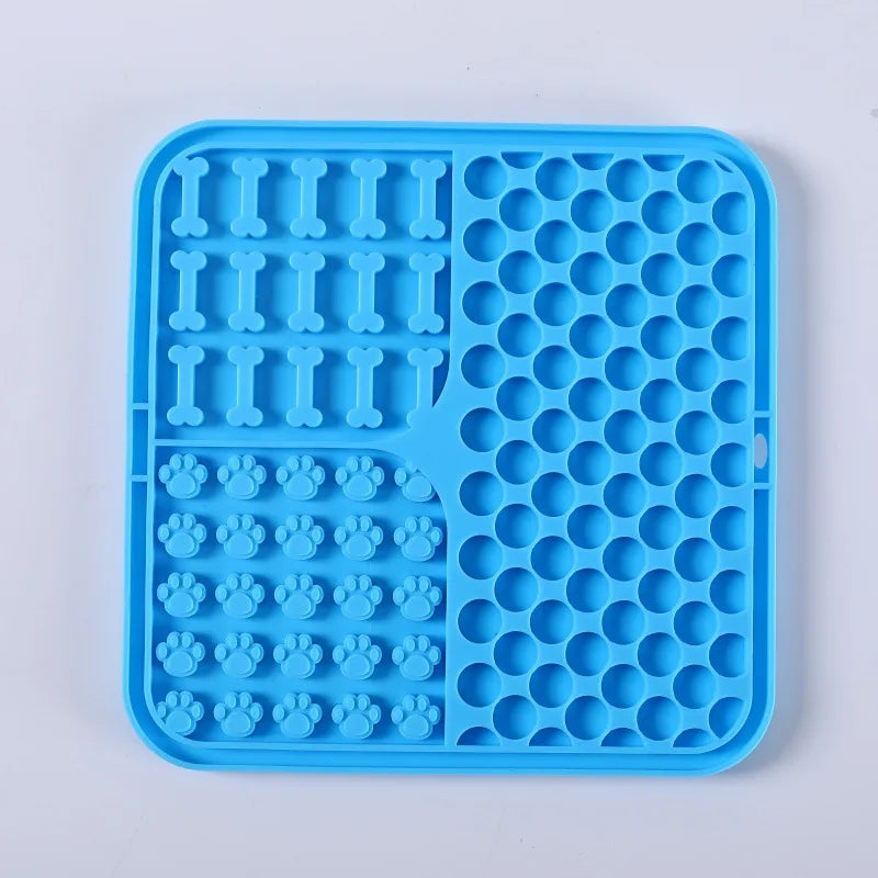 Pet Supplies Dog Licking Mat Silicone Cat Slow Food Tableware Bowl Suction Cup Anti Choking ,Anti Overturning Healthy Meal Mat