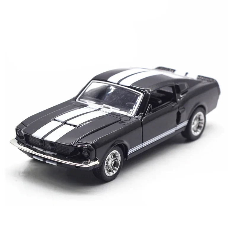 1:32 Alloy Diecast Classic Ford Mustang GT 1967 GT500 Vintage Model Classic Pull Back Toy Car Miniature Vehicle Replica Kid Gift