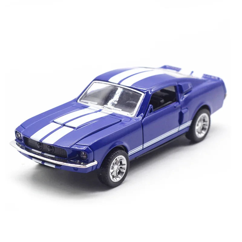 1:32 Alloy Diecast Classic Ford Mustang GT 1967 GT500 Vintage Model Classic Pull Back Toy Car Miniature Vehicle Replica Kid Gift