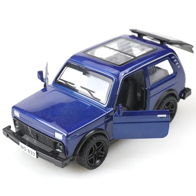 Simulation Alloy Model Children's Toy Car Warrior Open Door Car Men's Cake Decoration