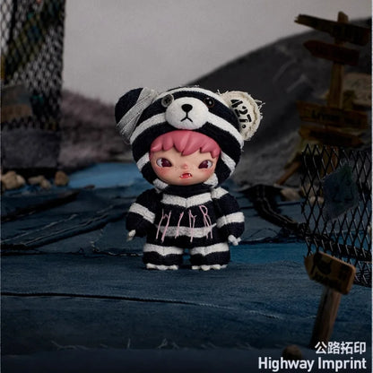 New POP MART Hirono Road Journal Series Blind Box Guess Bag Mystery Box Toy Doll Desktop Ornaments Collection Action Figure Gift